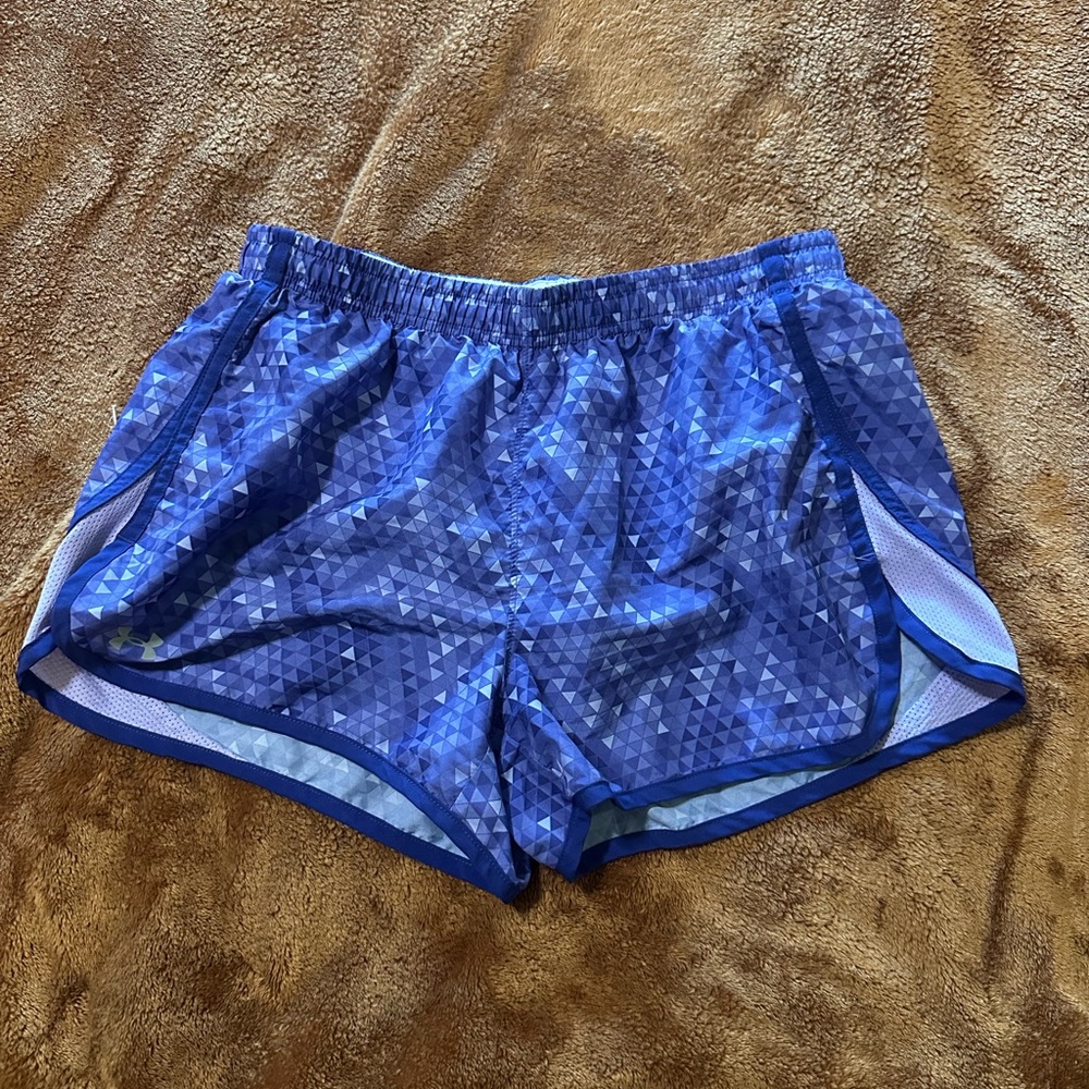 Under Armour Purple Athletic Shorts Moisture-Wicking Design